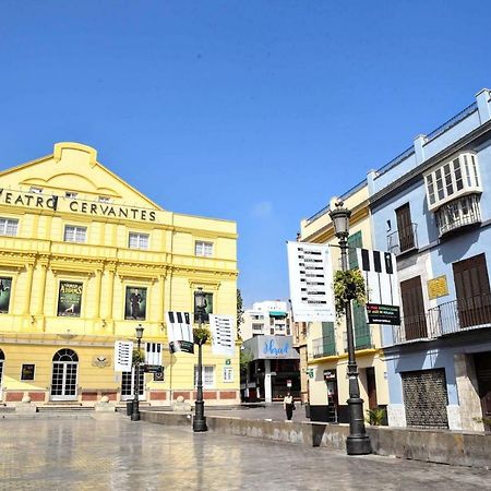 Cozy Apartment City Center Malaga Ngoại thất bức ảnh