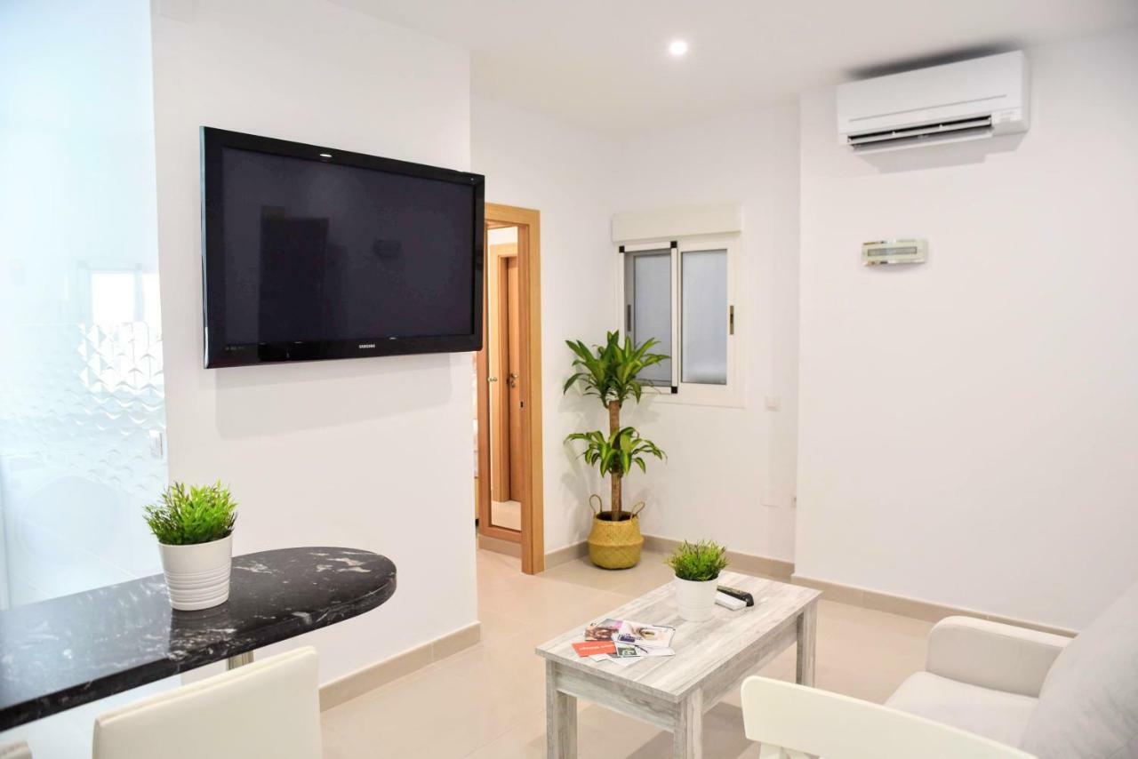 Cozy Apartment City Center Malaga Ngoại thất bức ảnh