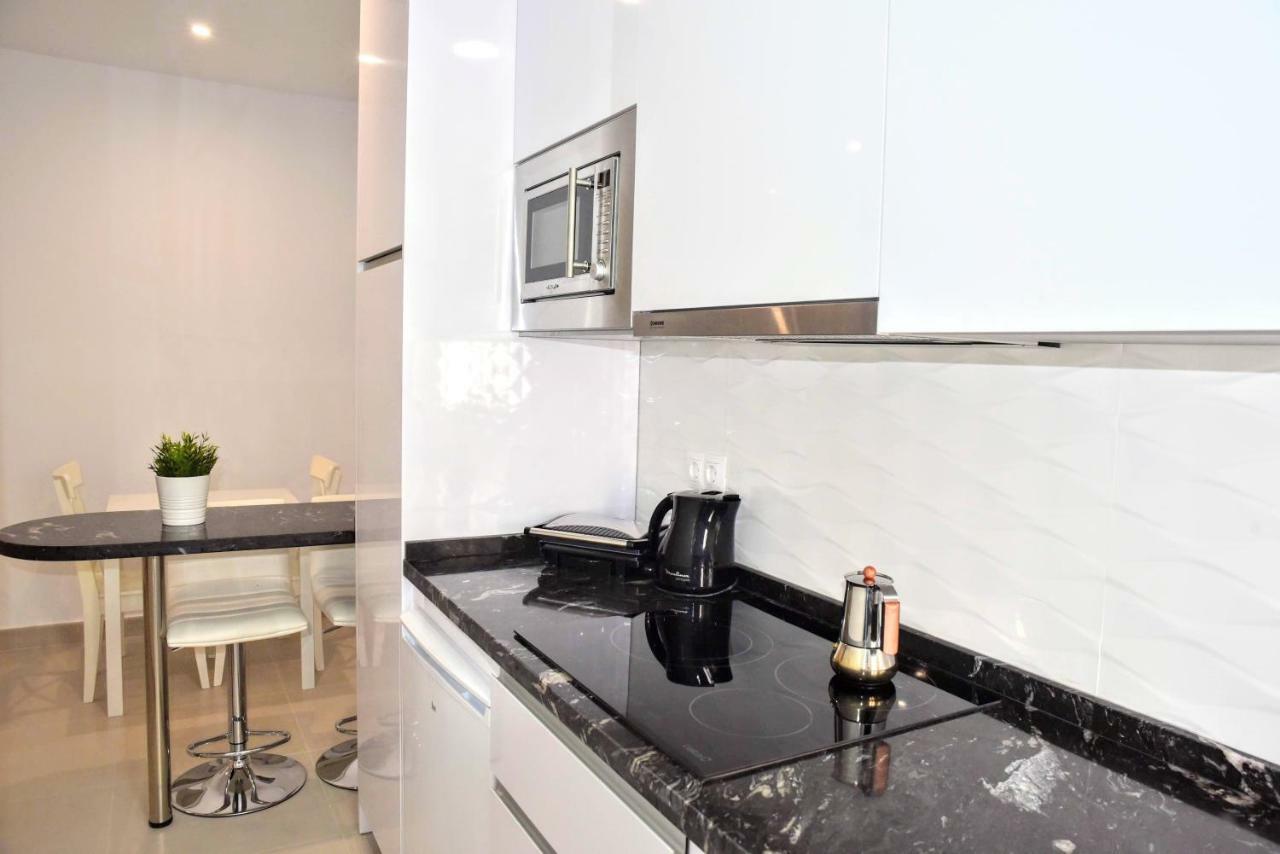 Cozy Apartment City Center Malaga Ngoại thất bức ảnh