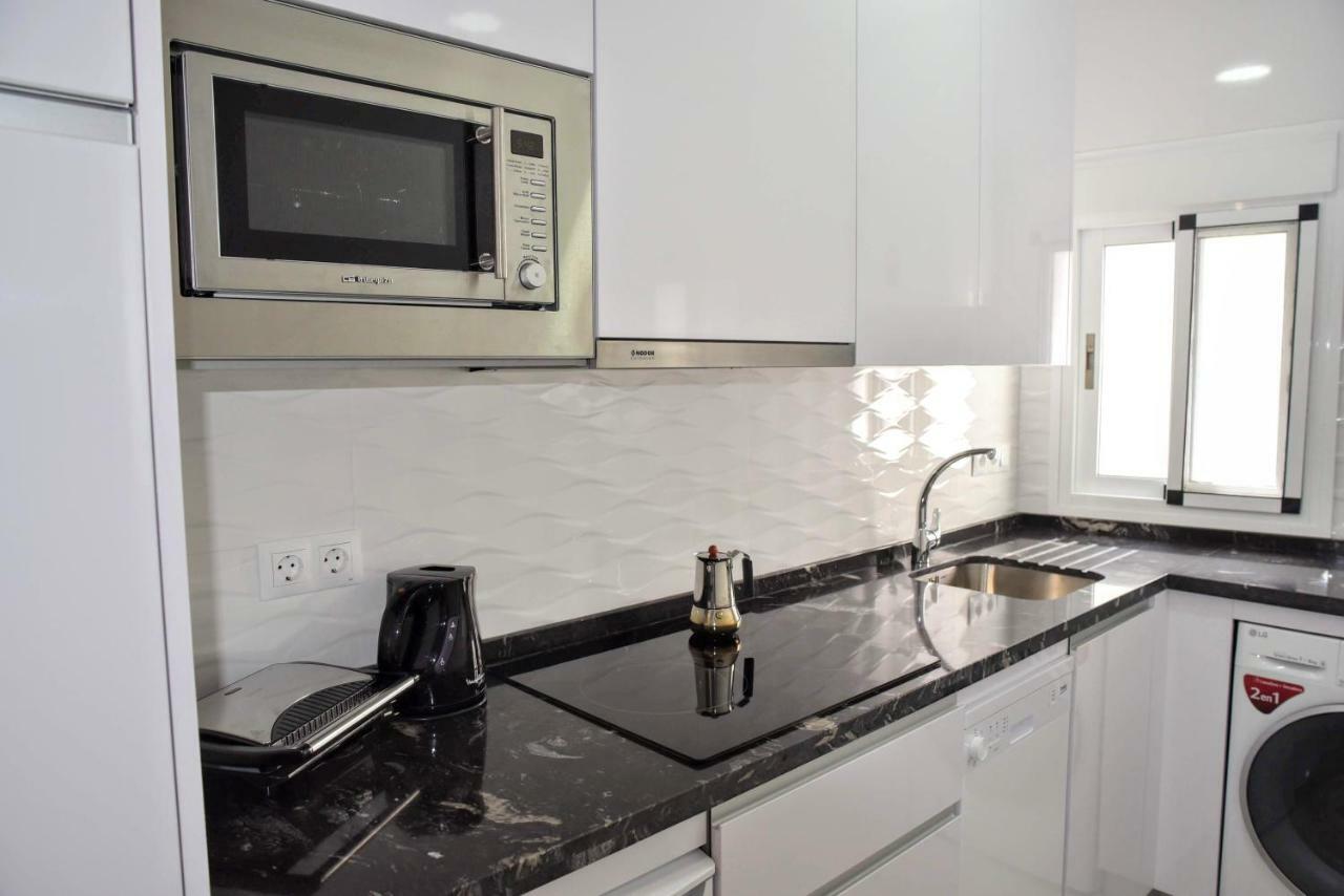 Cozy Apartment City Center Malaga Ngoại thất bức ảnh
